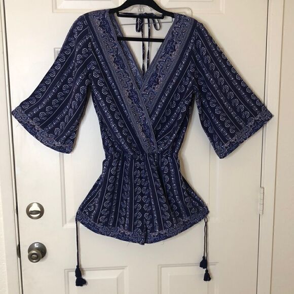 NEW Skies are Blue Navy and White Three Quarter Sleeve Romper Size S NWT - Picture 1 of 16